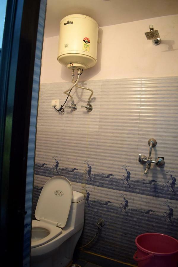 Hotel Thakur Ji Haridwār Zewnętrze zdjęcie